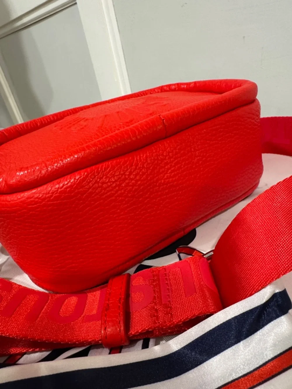 Tous Miranda Reporter Red Leather Crossbody Bag with Wide Logo Strap - Picture 9 of 17